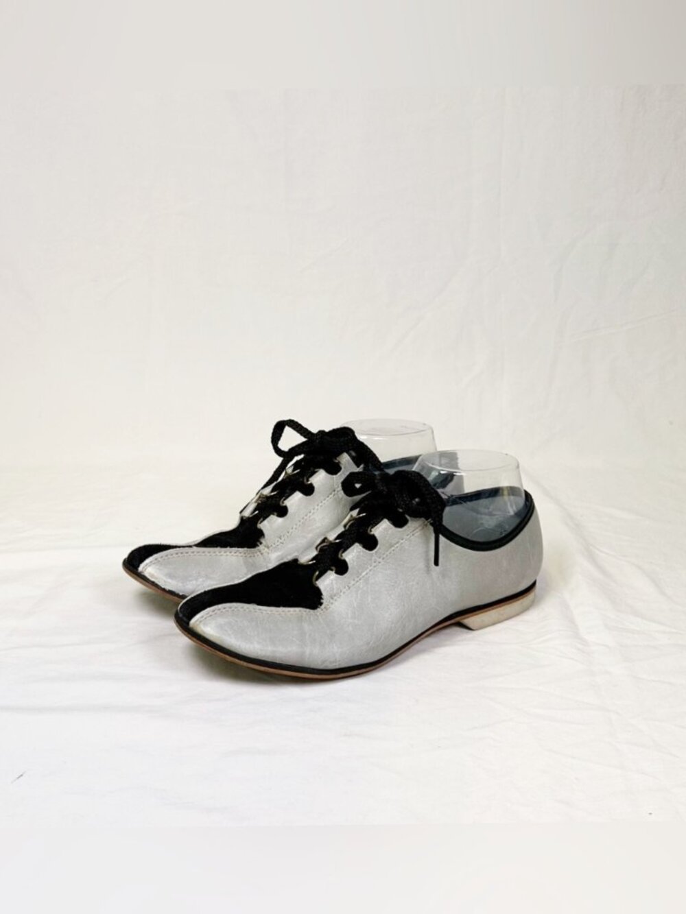 Vintage Endicott Johnson Womens Grey Faux Leather Black Suede Bowling Shoes~8~